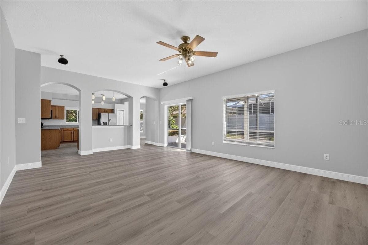Back Living Room/ Den - 10807 HOFFNER EDGE DR, RIVERVIEW