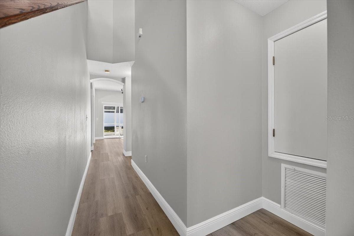 Hallway - 10807 HOFFNER EDGE DR, RIVERVIEW