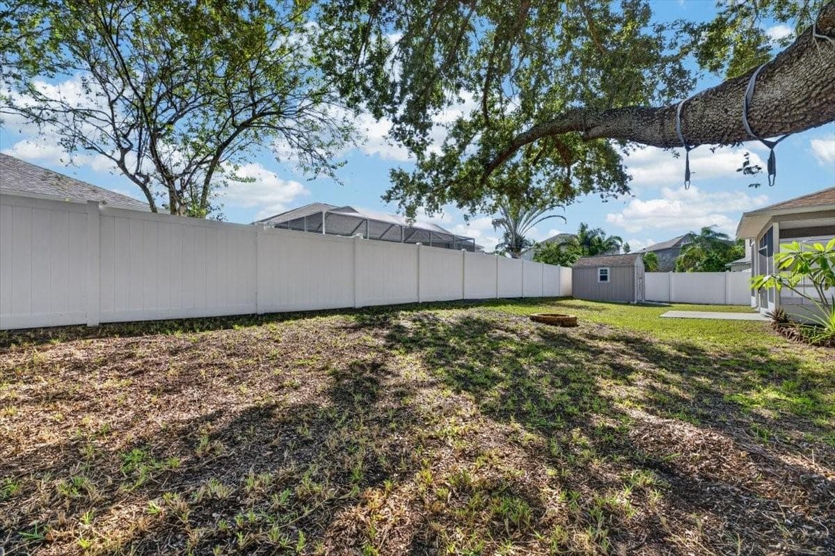Backyard - 10807 HOFFNER EDGE DR, RIVERVIEW