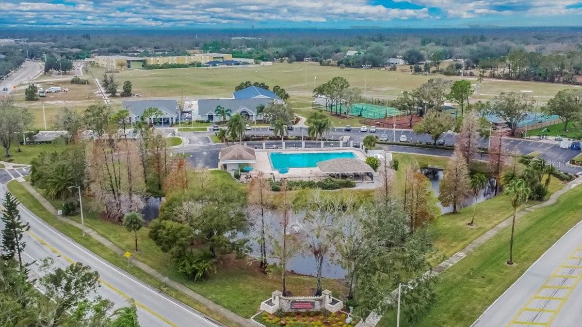 Single Family Residence at 10807 HOFFNER EDGE DR, RIVERVIEW, photo 60 of 78