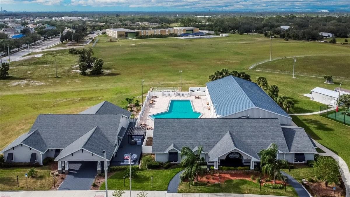 Single Family Residence at 10807 HOFFNER EDGE DR, RIVERVIEW, photo 63 of 78