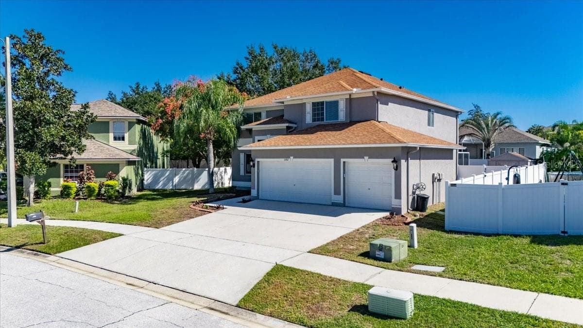 Single Family Residence at 10807 HOFFNER EDGE DR, RIVERVIEW, photo 71 of 78