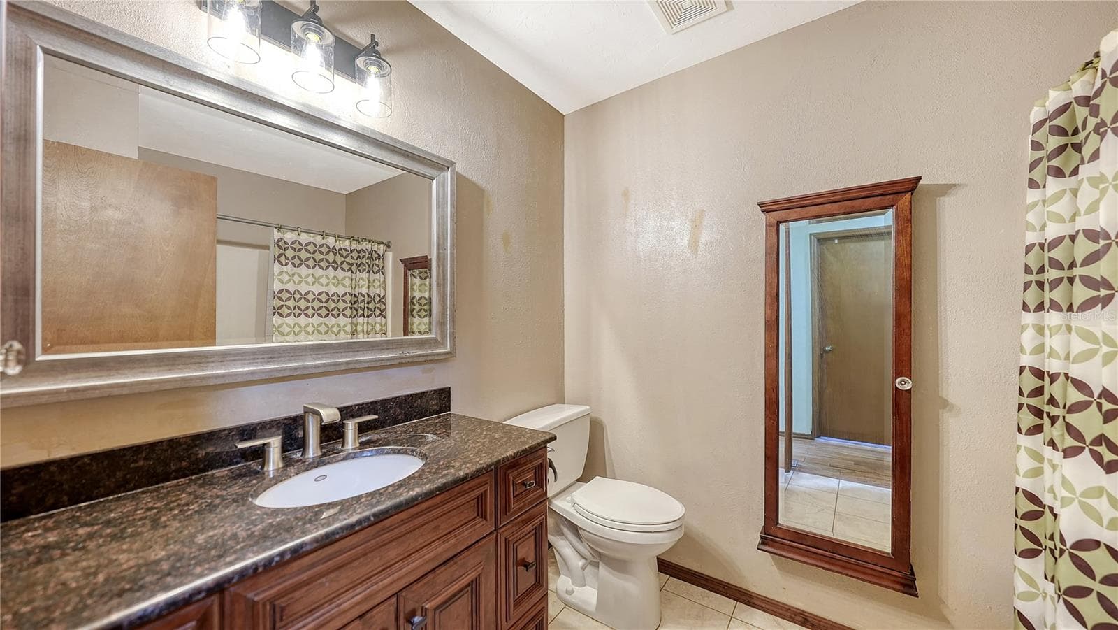 Bathroom 2 - 4842 + LOT 8 & 9 NUTMEG AVE, SARASOTA