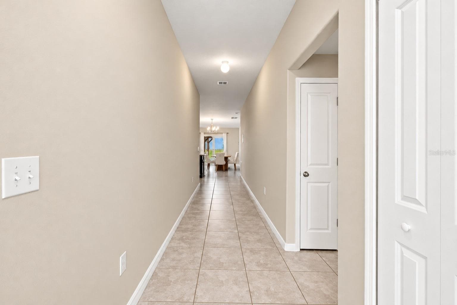 Single Family Residence at 3808 KEARSNEY ABBEY CIR, DOVER, photo 5 of 35
