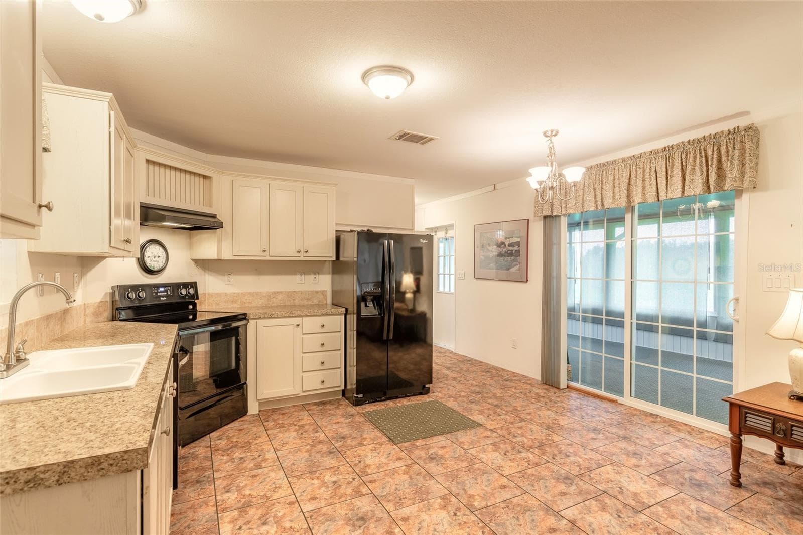Manufactured Home at 632 N TYMBER CREEK RD, ORMOND BEACH, photo 19 of 47