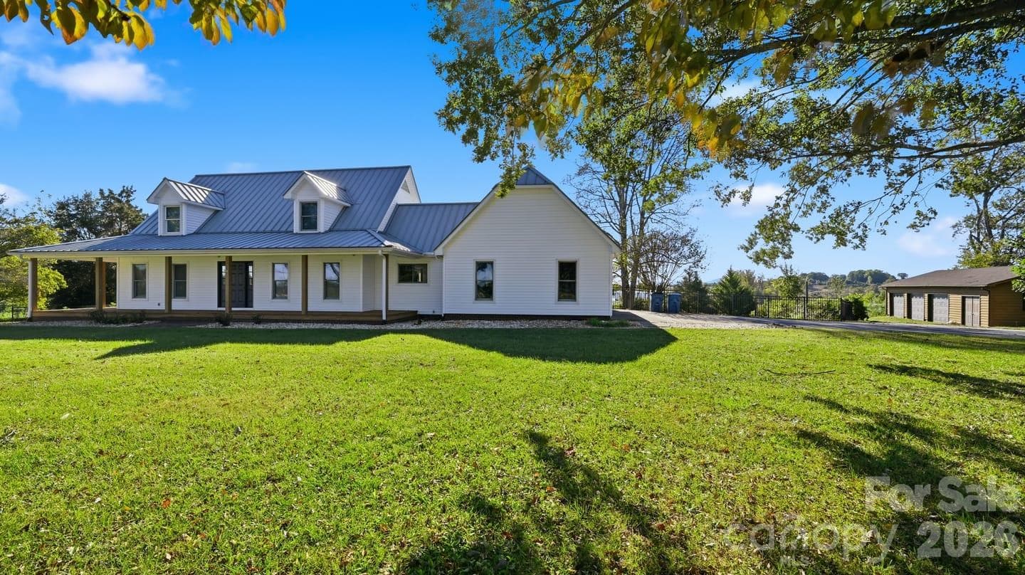 Single Family Residence at 2405 Startown Road, Newton, photo 7 of 49