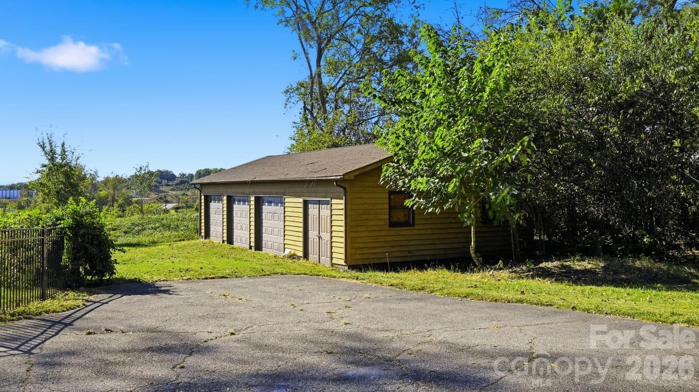 Single Family Residence at 2405 Startown Road, Newton, photo 47 of 49
