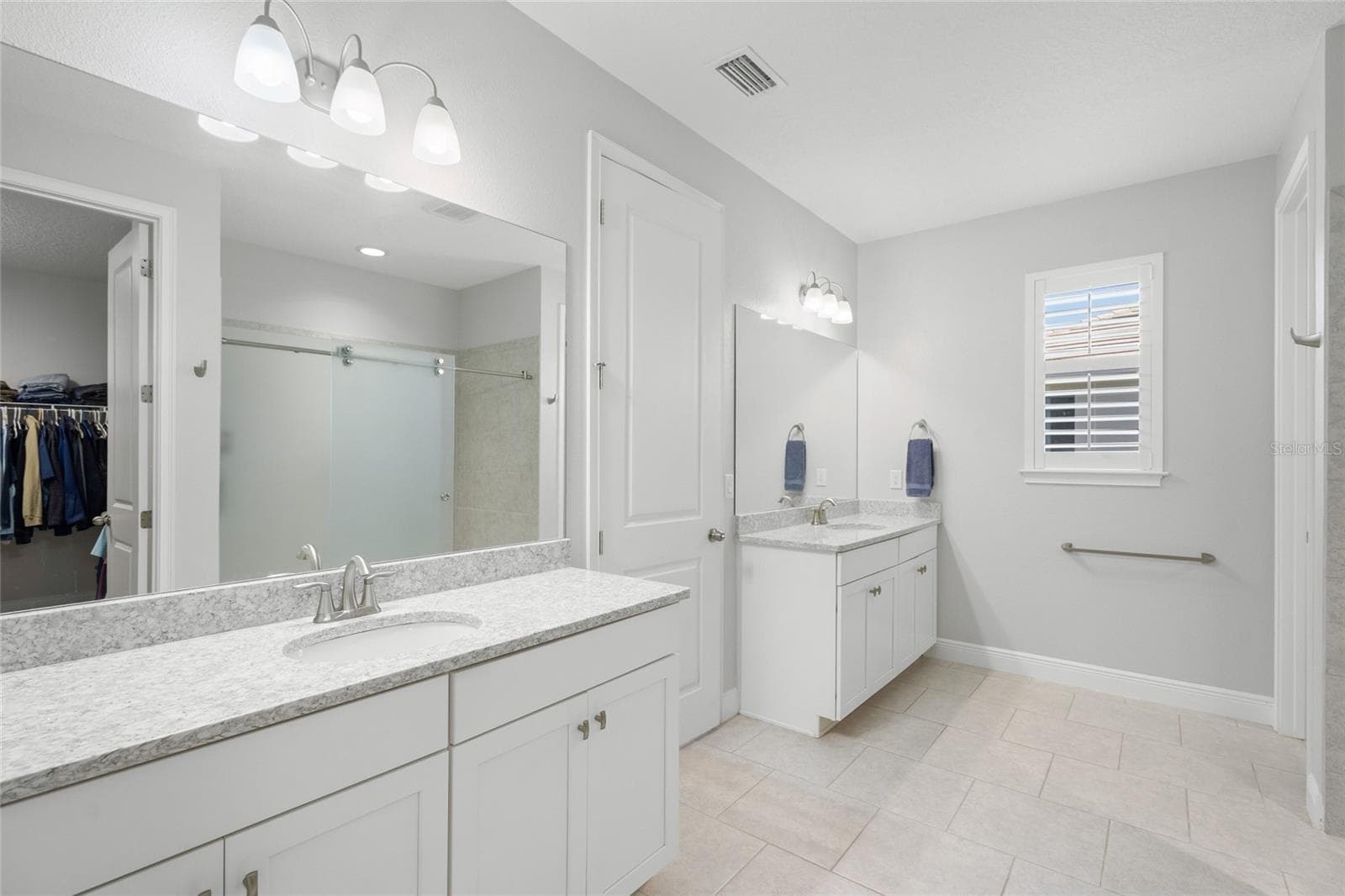 Single Family Residence at 5890 LONG SHORE LOOP, SARASOTA, photo 20 of 49