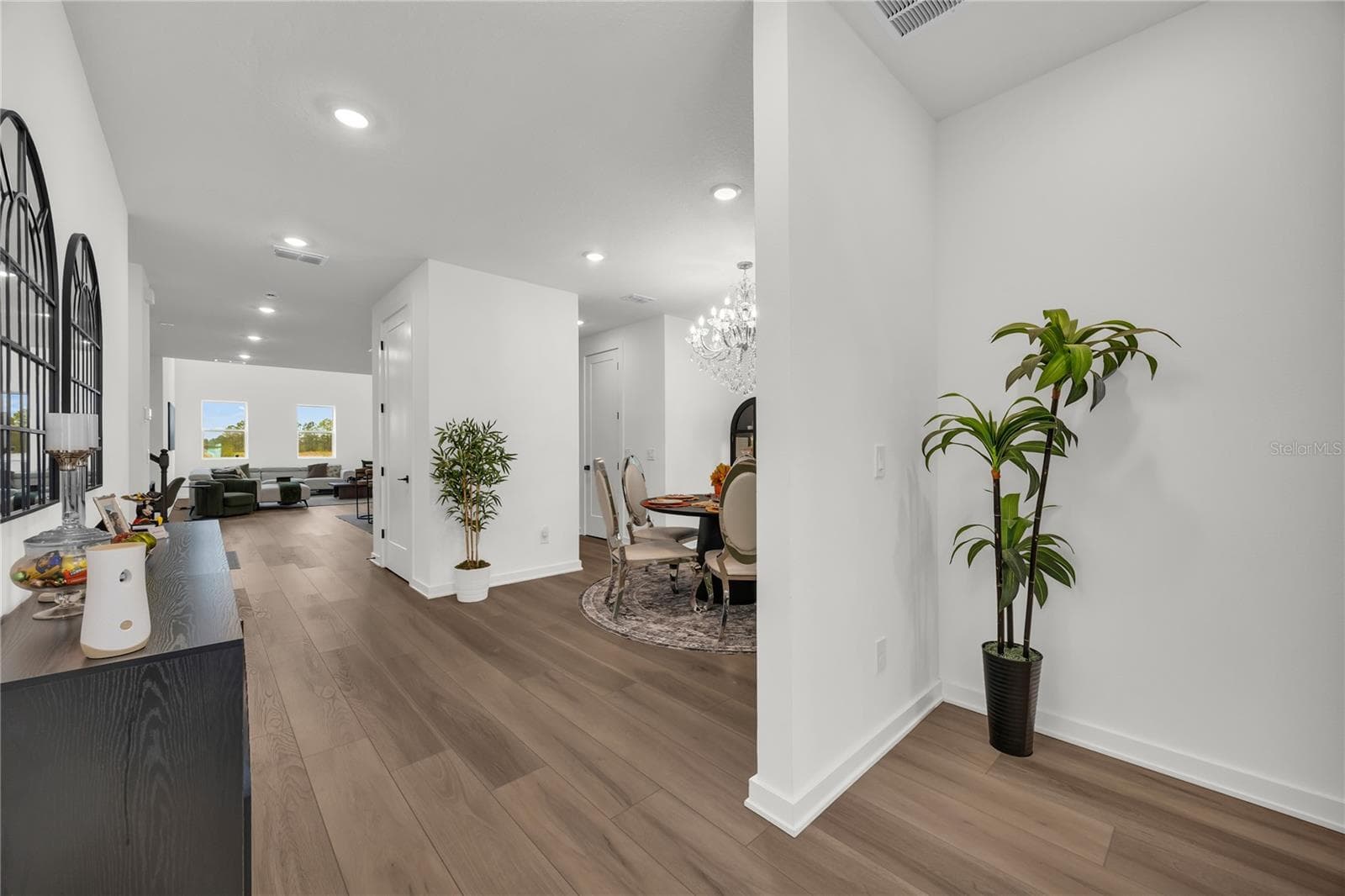 Single Family Residence at 17664 JAPONICA BLOOM DR, WINTER GARDEN, photo 4 of 49