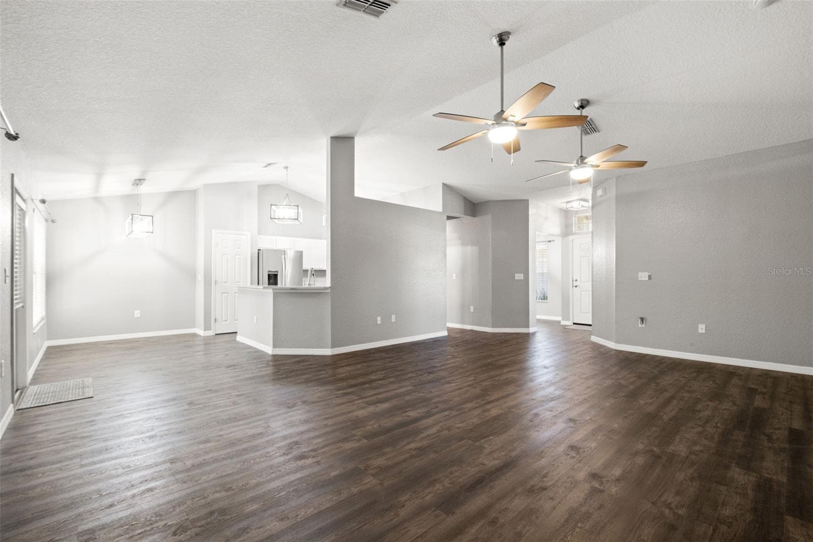 Living Room - 2138 FAIRVIEW RD, SPRING HILL