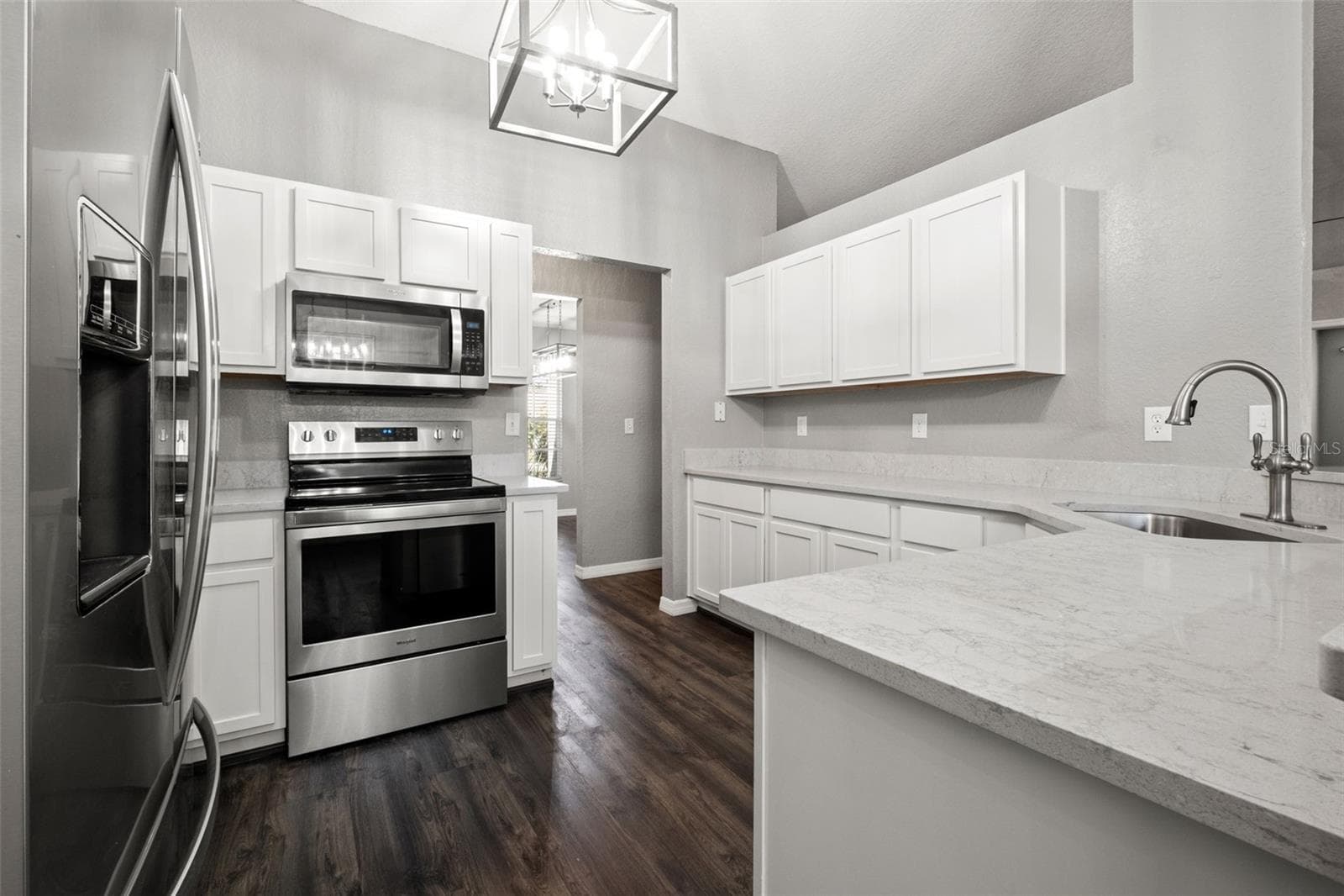 Kitchen with Quartz Countertops - 2138 FAIRVIEW RD, SPRING HILL