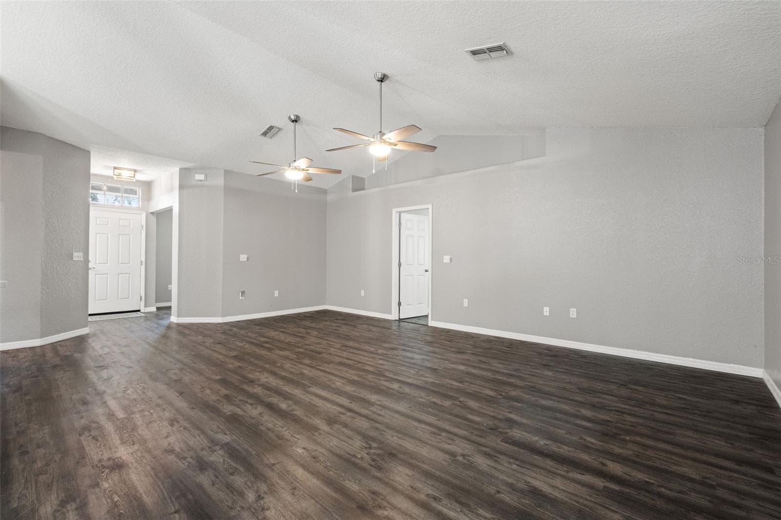 Living Room - 2138 FAIRVIEW RD, SPRING HILL