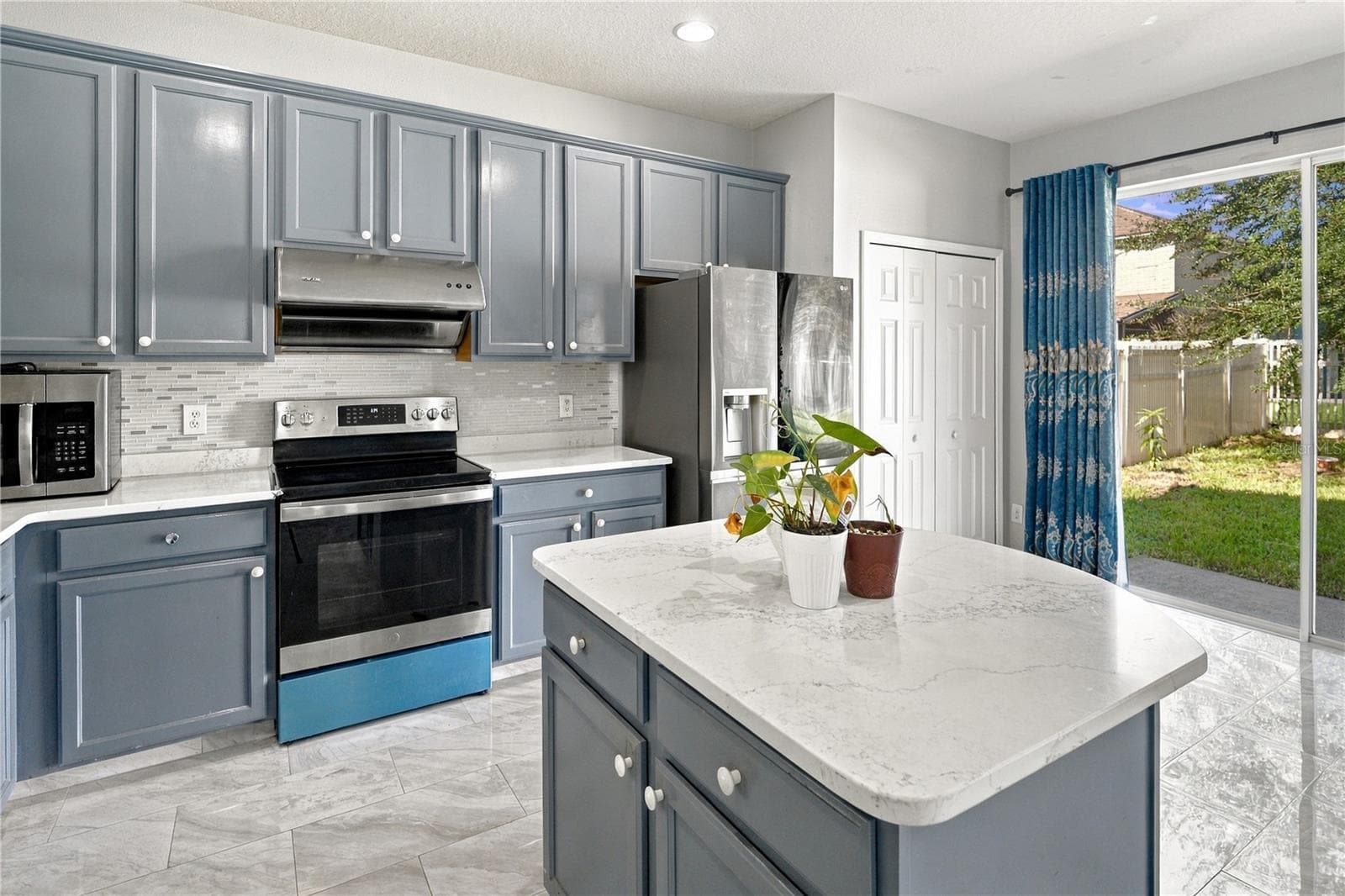 Single Family Residence at 13538 HIDDEN FOREST CIR, ORLANDO, photo 15 of 42