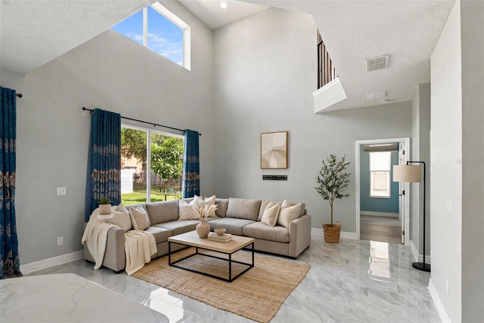 Virtual stage - 13538 HIDDEN FOREST CIR, ORLANDO