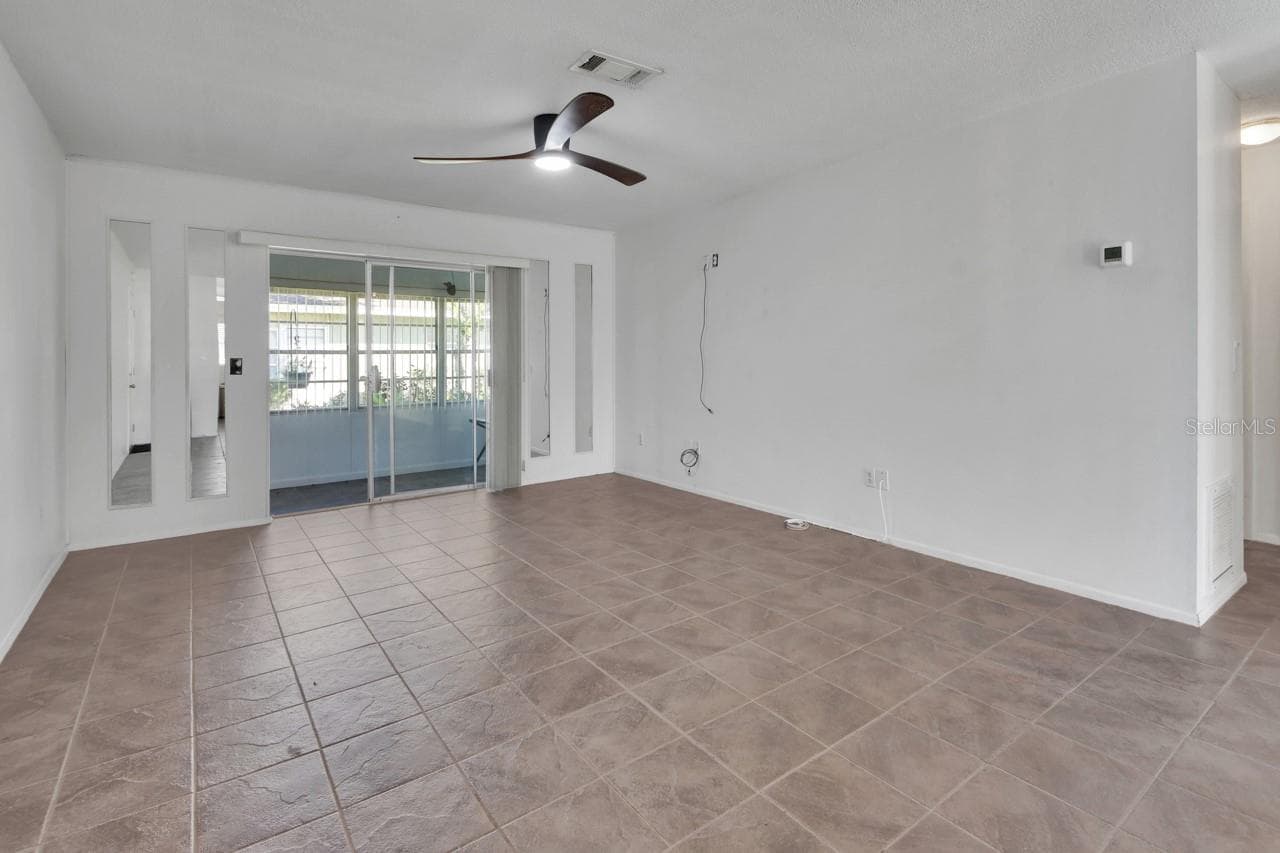 Condominium at 205 ELMWOOD AVE #220, DELAND, photo 2 of 27