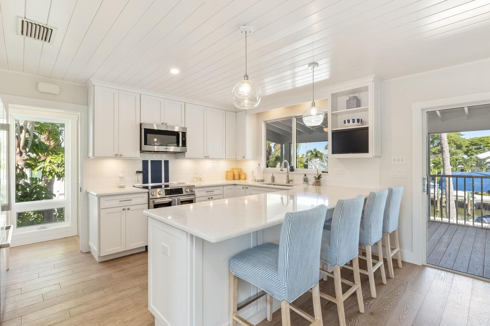 Single Family Residence at 161 1ST ST E, BOCA GRANDE, photo 5 of 38