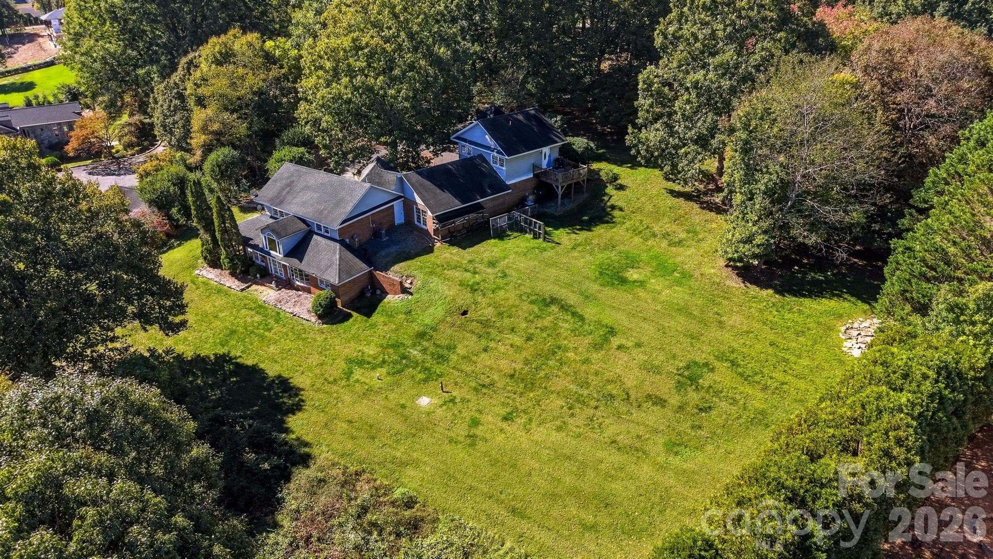 Single Family Residence at 14 Sand Bar Drive, Taylorsville, photo 3 of 32