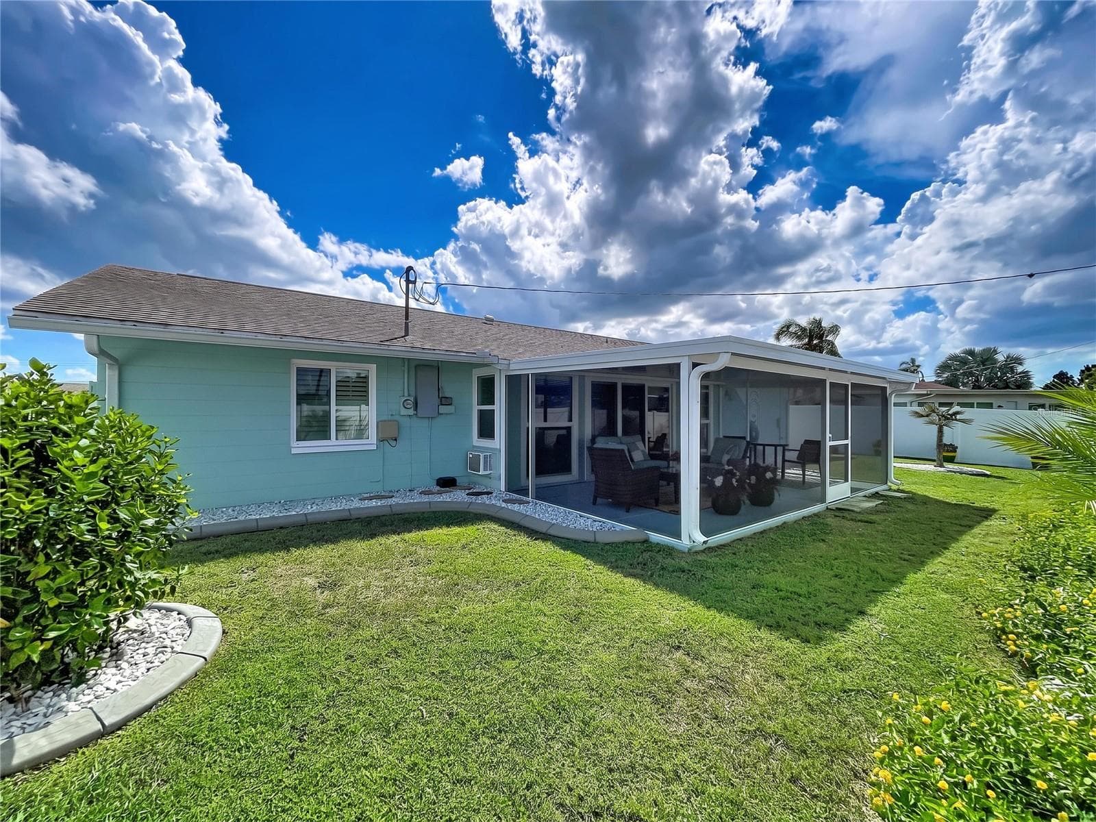Single Family Residence at 621 OAKMONT AVE, SUN CITY CENTER, photo 7 of 76