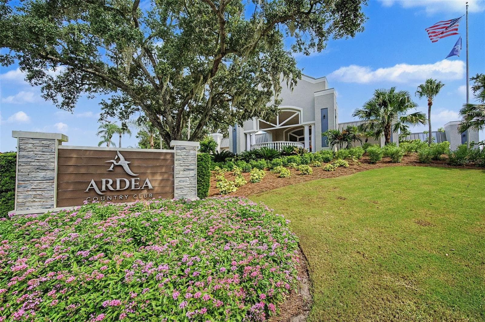 Single Family Residence at 1829 FOXBORO CT, OLDSMAR, photo 38 of 57