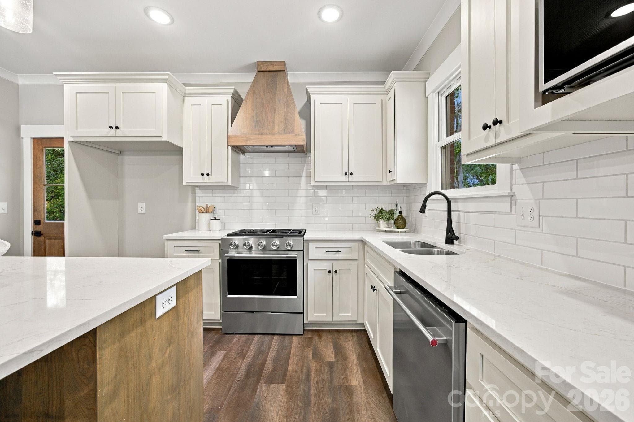Custom Vent Hood120 S Crawford StMonroe, NC 28112 - 120 S Crawford Street, Monroe