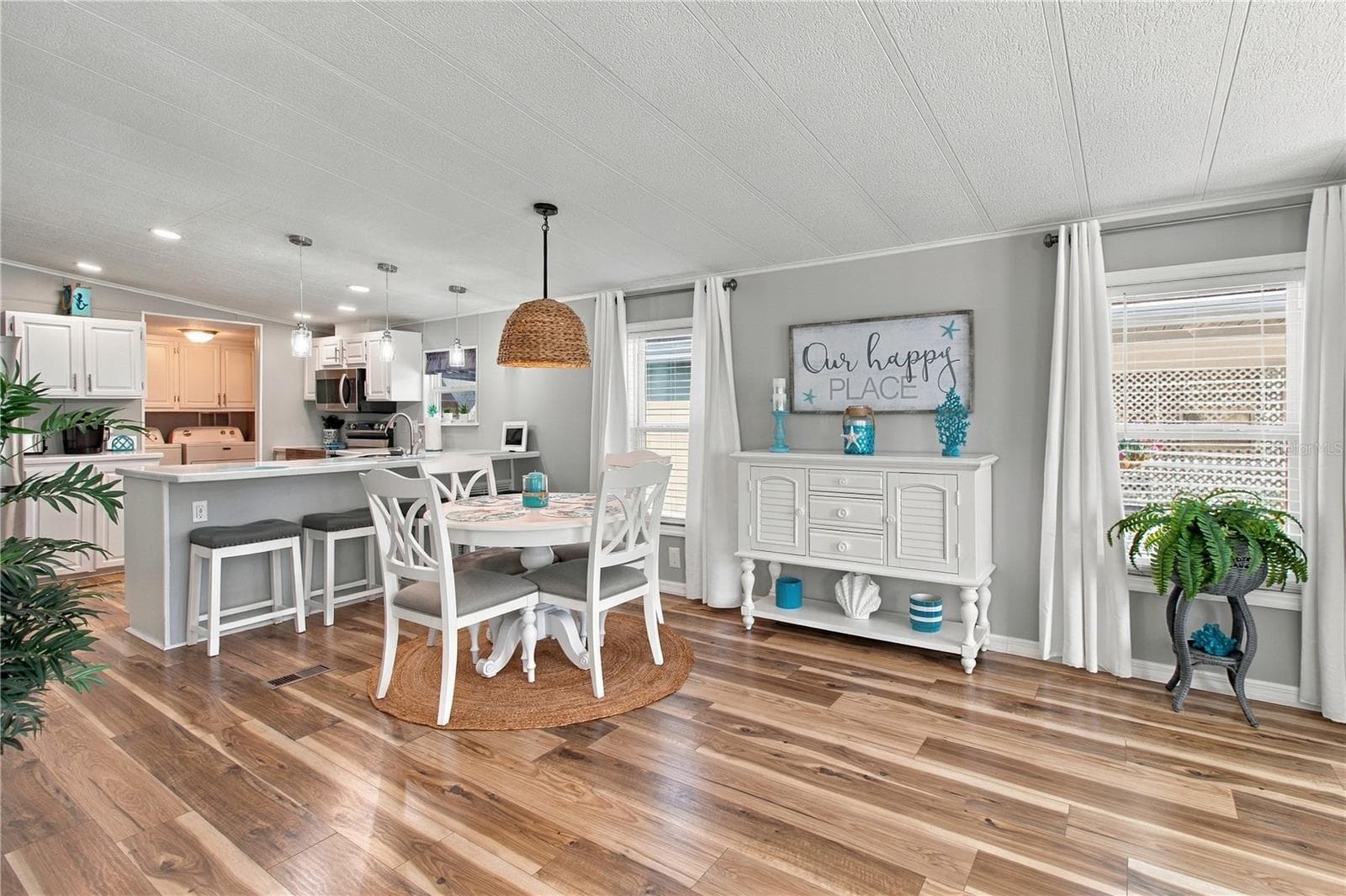 Manufactured Home at 105 MEADOW CIR, ELLENTON, photo 15 of 51