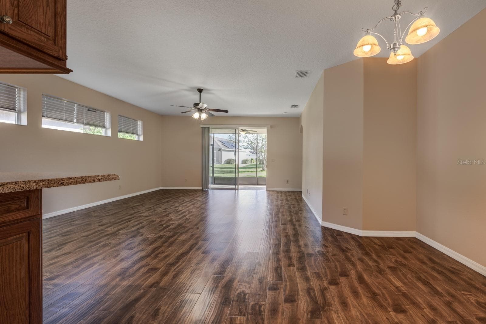 Single Family Residence at 27322 ORCHID GLADE ST, LEESBURG, photo 5 of 37