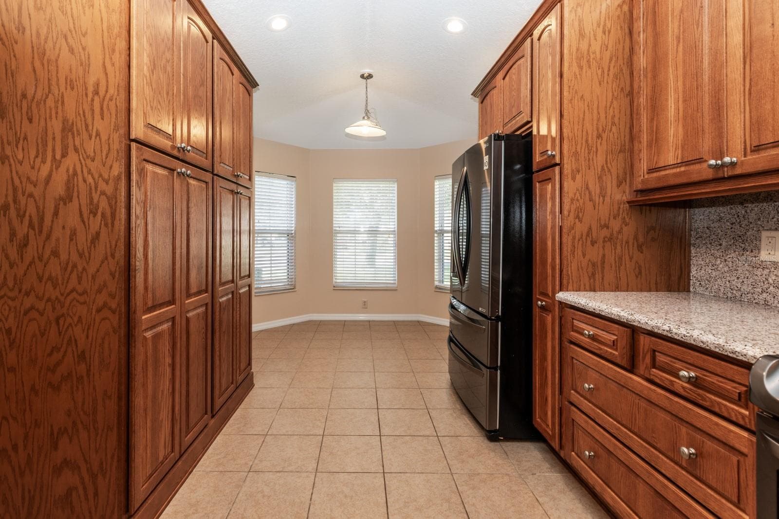 Single Family Residence at 27322 ORCHID GLADE ST, LEESBURG, photo 7 of 37