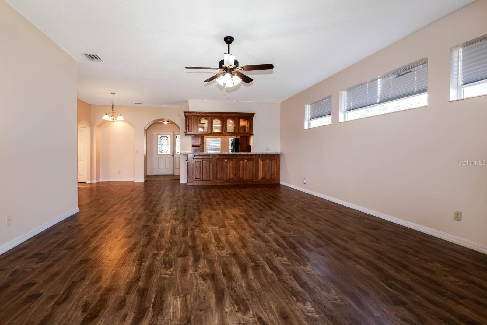 Single Family Residence at 27322 ORCHID GLADE ST, LEESBURG, photo 8 of 37