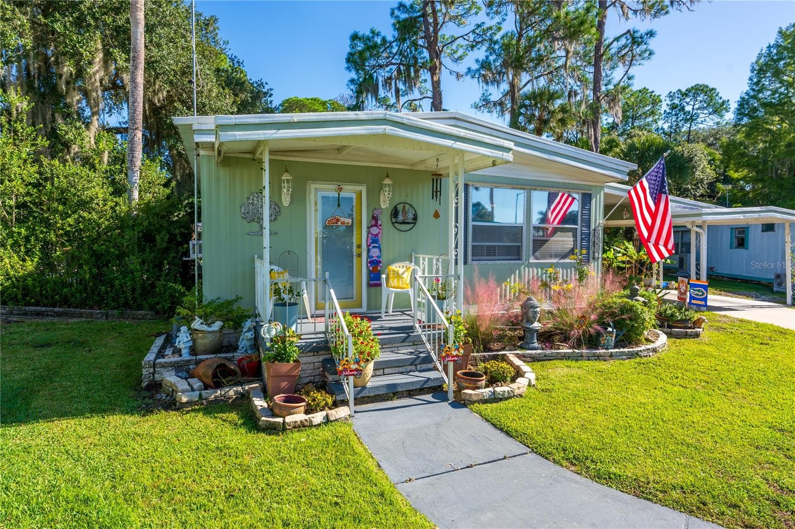 Welcome to 130 B Piney Ridge - 130 PINEY RDG, EUSTIS