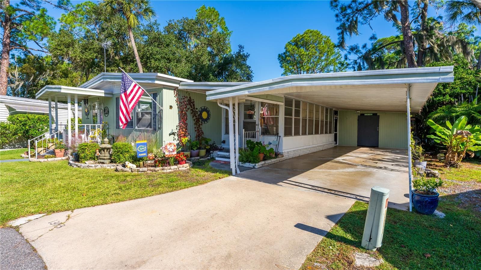 Front View - 130 PINEY RDG, EUSTIS