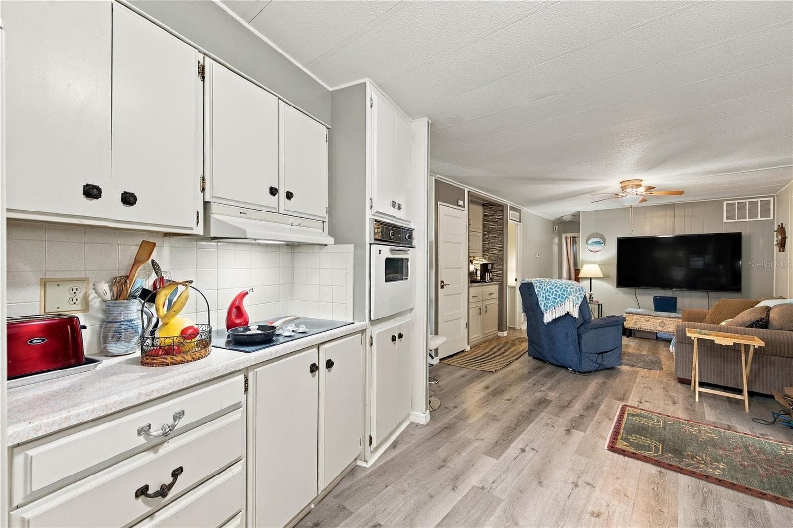 Kitchen - 130 PINEY RDG, EUSTIS
