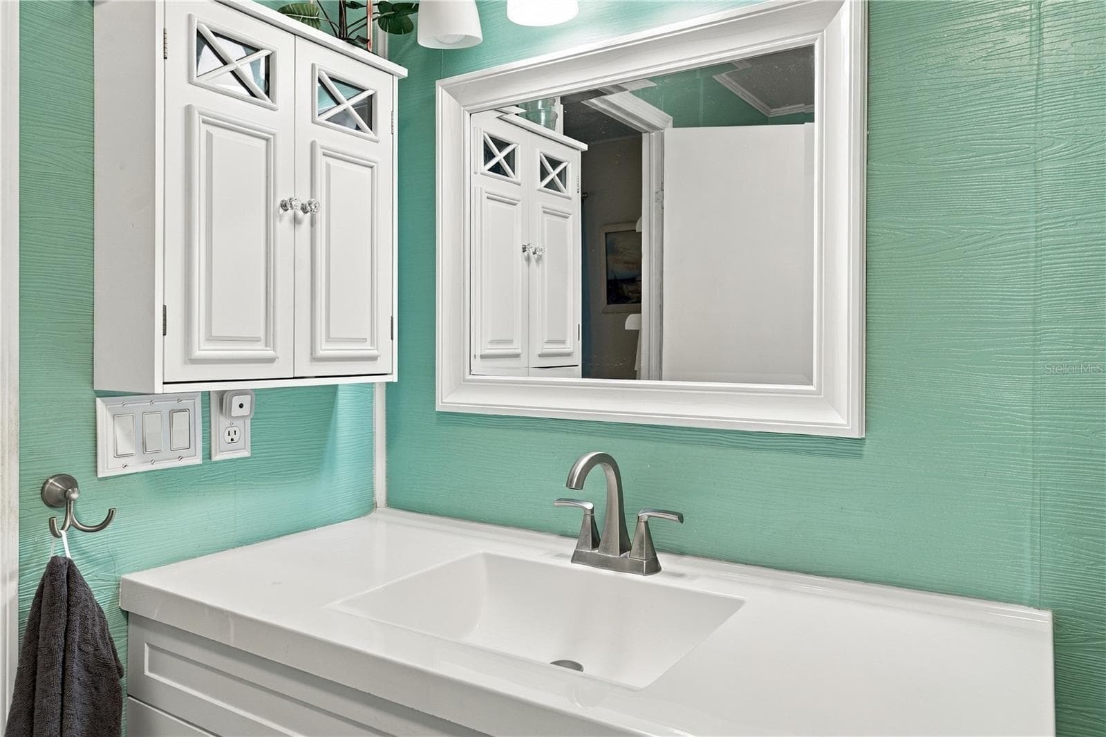 Second Bathroom - 130 PINEY RDG, EUSTIS