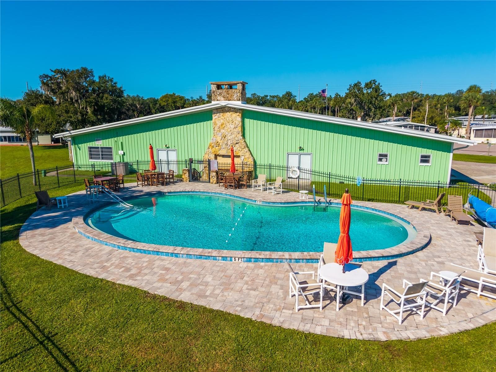 Aerial View of Clubhouse and Pool - 130 PINEY RDG, EUSTIS