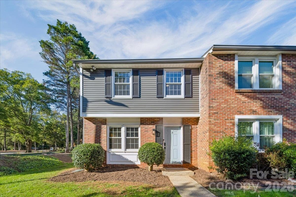 1205 Scaleybark Road