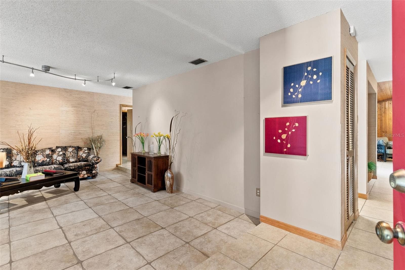 Single Family Residence at 991 ROLLING OAKS CV, ALTAMONTE SPRINGS, photo 6 of 47