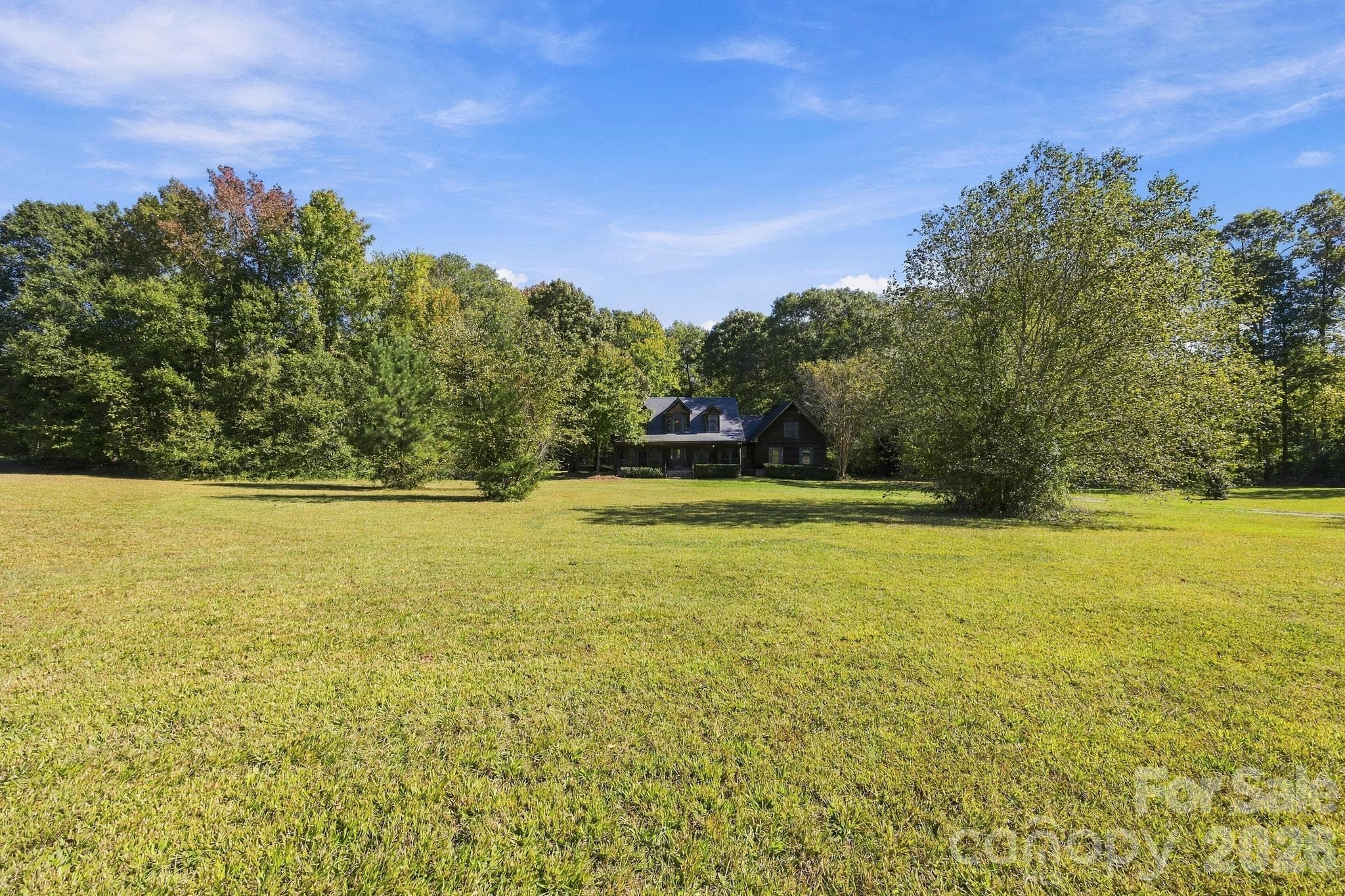 Single Family Residence at 1130 Beamguard Road, Clover, photo 4 of 45