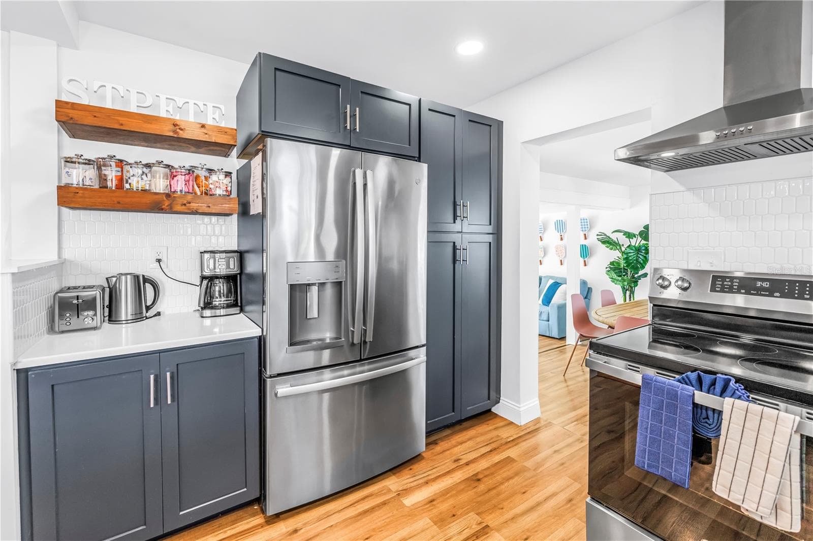 Single Family Residence at 10804 SEMINOLE DR N, ST PETERSBURG, photo 13 of 56