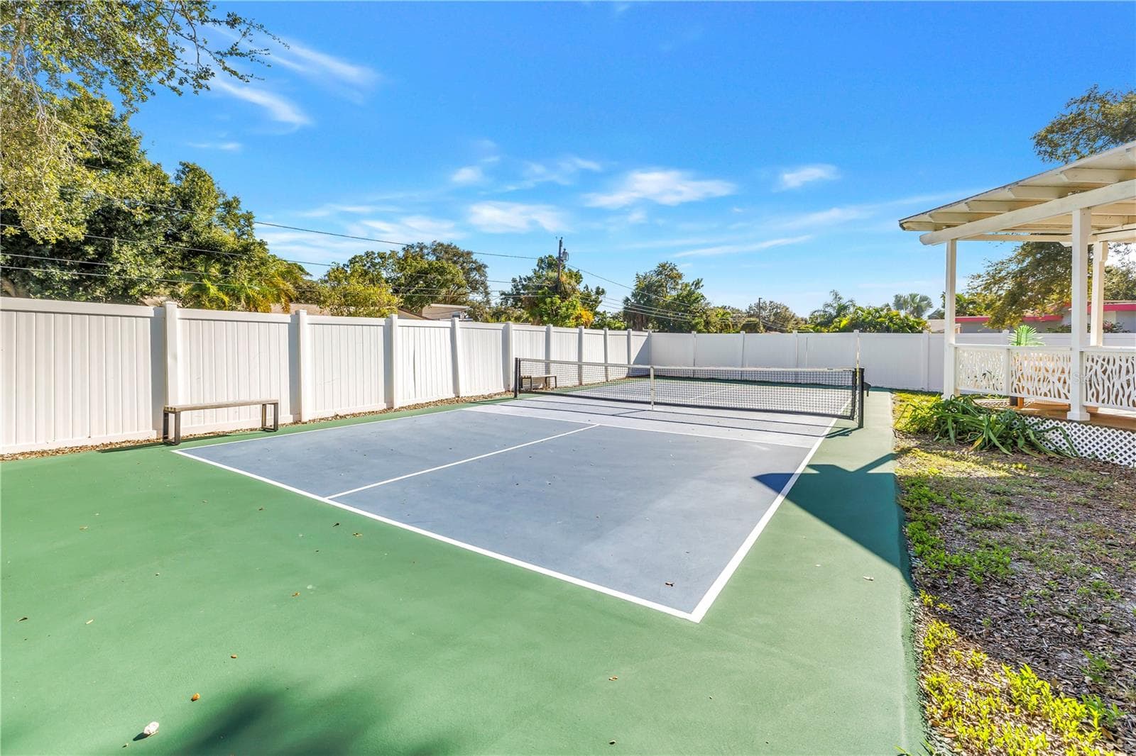 Single Family Residence at 10804 SEMINOLE DR N, ST PETERSBURG, photo 31 of 56