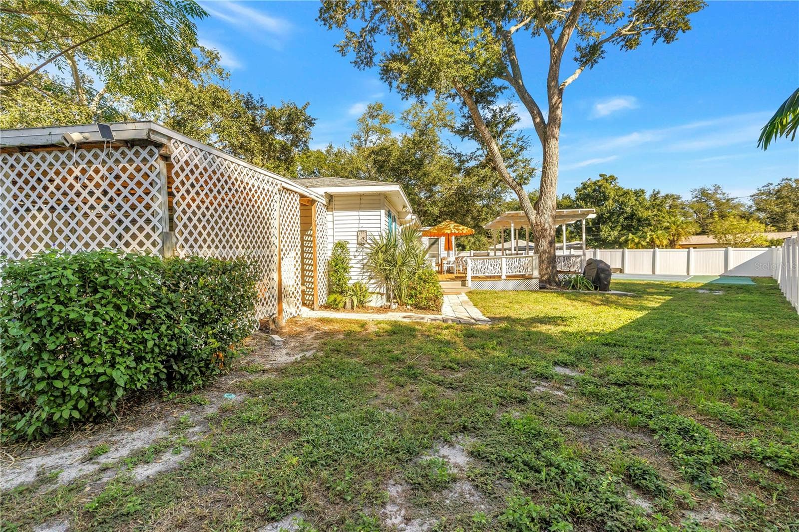 Single Family Residence at 10804 SEMINOLE DR N, ST PETERSBURG, photo 50 of 56