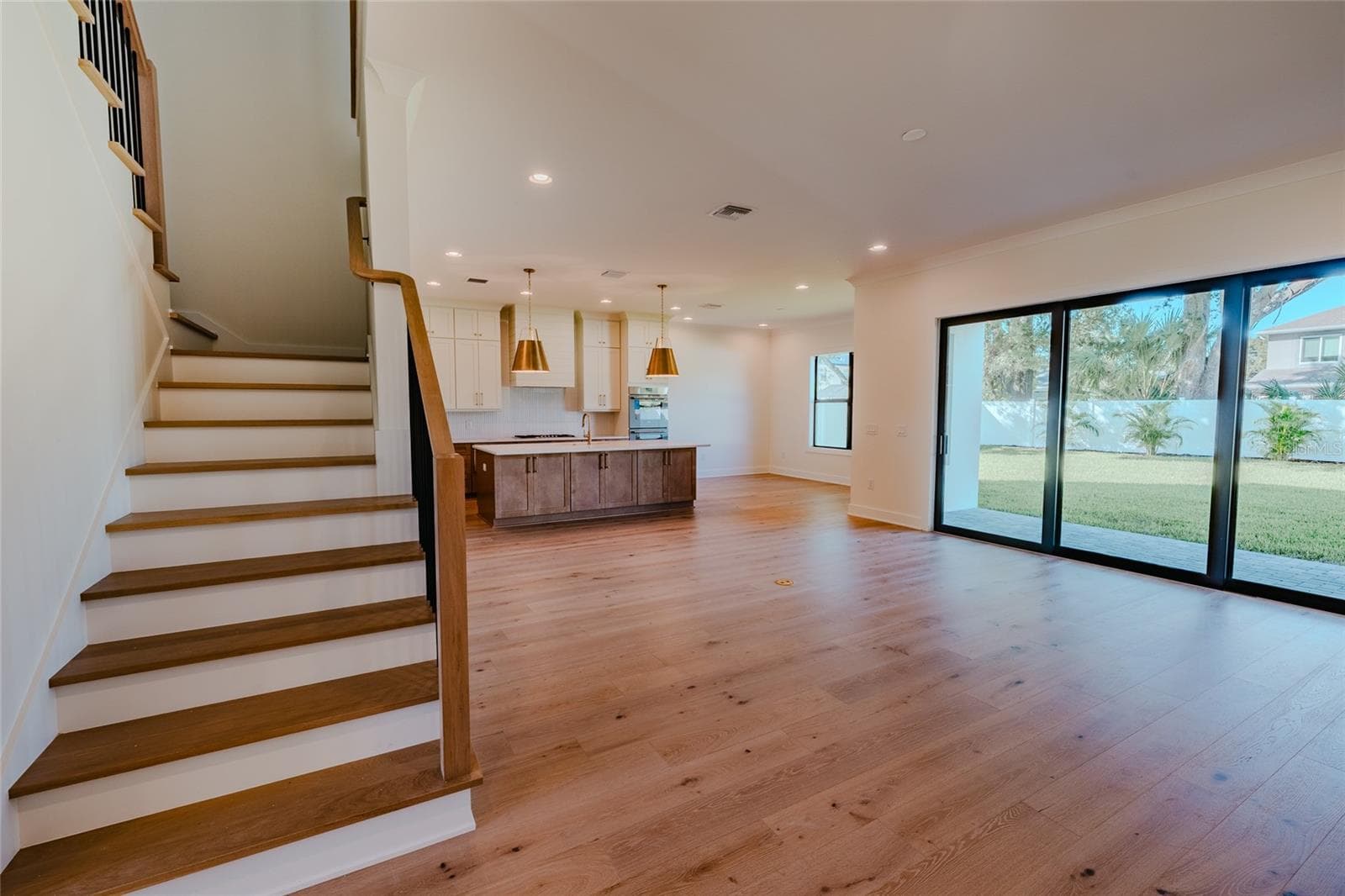 Single Family Residence at 306 N EXCELDA AVE, TAMPA, photo 2 of 25