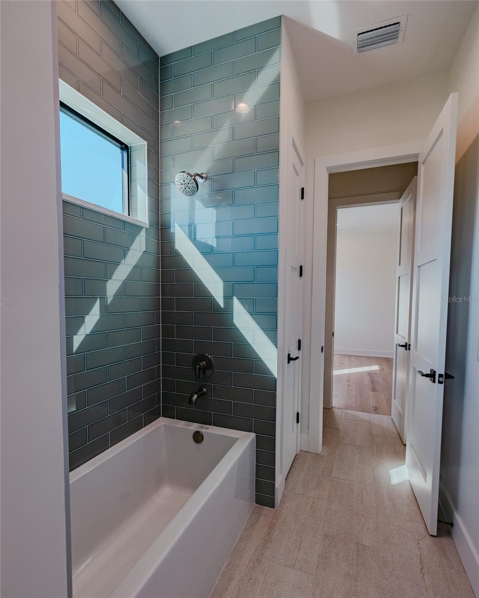 Single Family Residence at 306 N EXCELDA AVE, TAMPA, photo 17 of 25