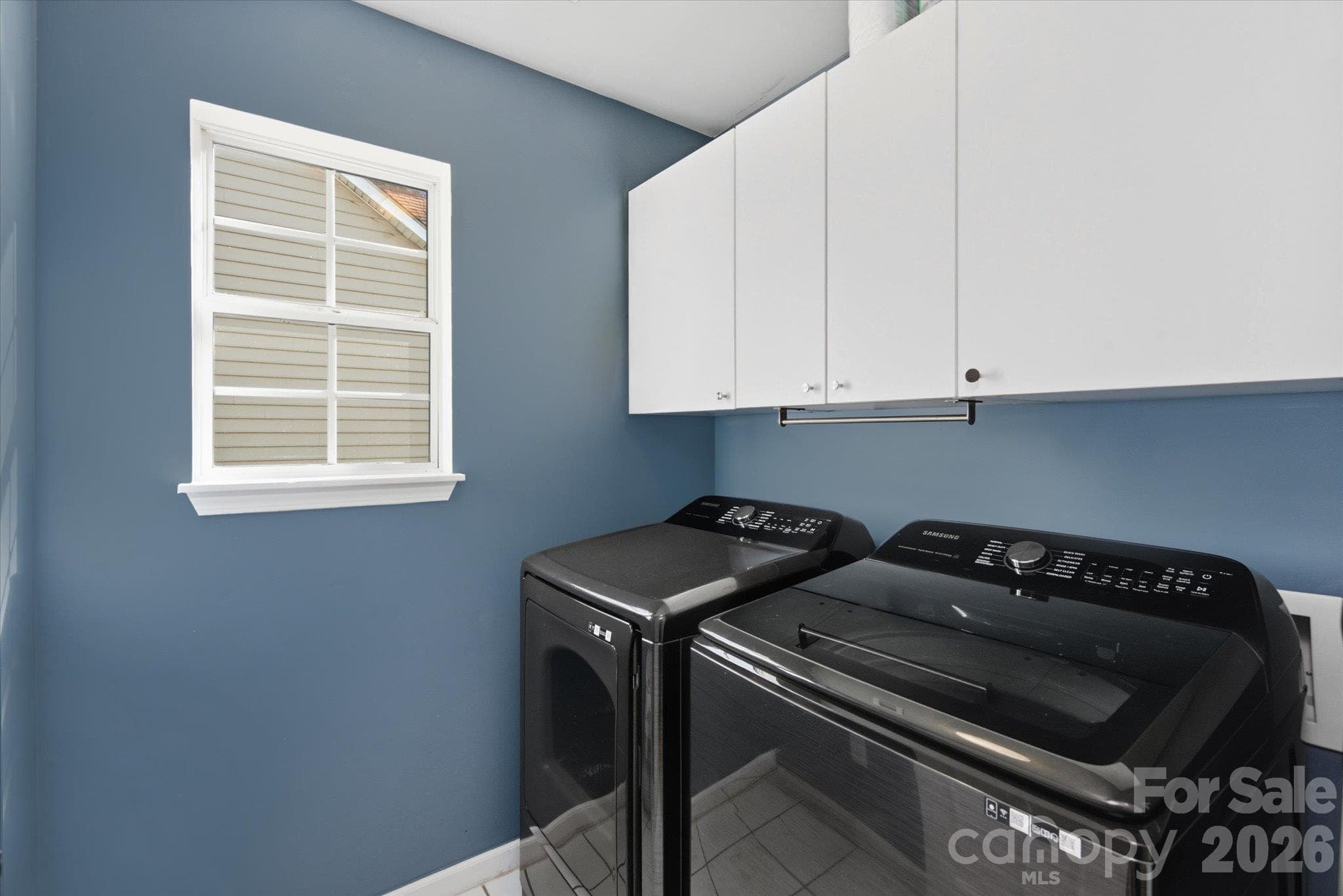 Single Family Residence at 9301 Lindahi Lane, Charlotte, photo 14 of 26