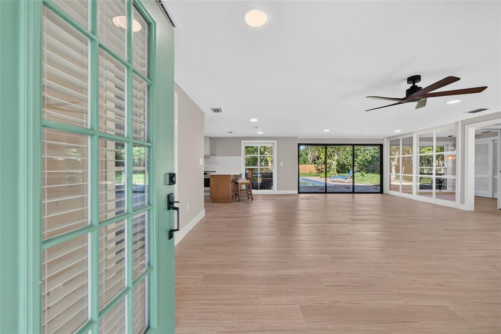 Single Family Residence at 290 SPANIARDS RD, PLACIDA, photo 5 of 72