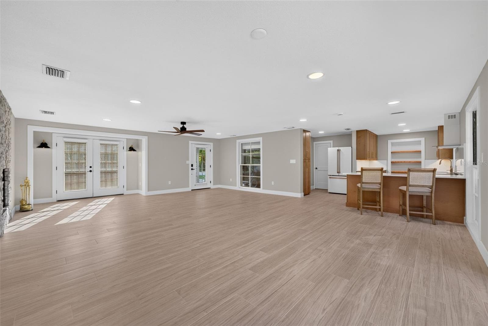 Single Family Residence at 290 SPANIARDS RD, PLACIDA, photo 14 of 72