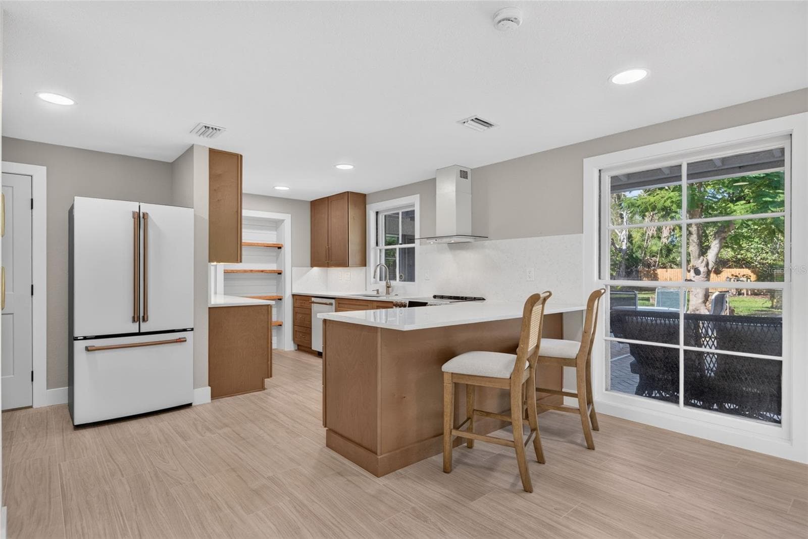 Single Family Residence at 290 SPANIARDS RD, PLACIDA, photo 15 of 72