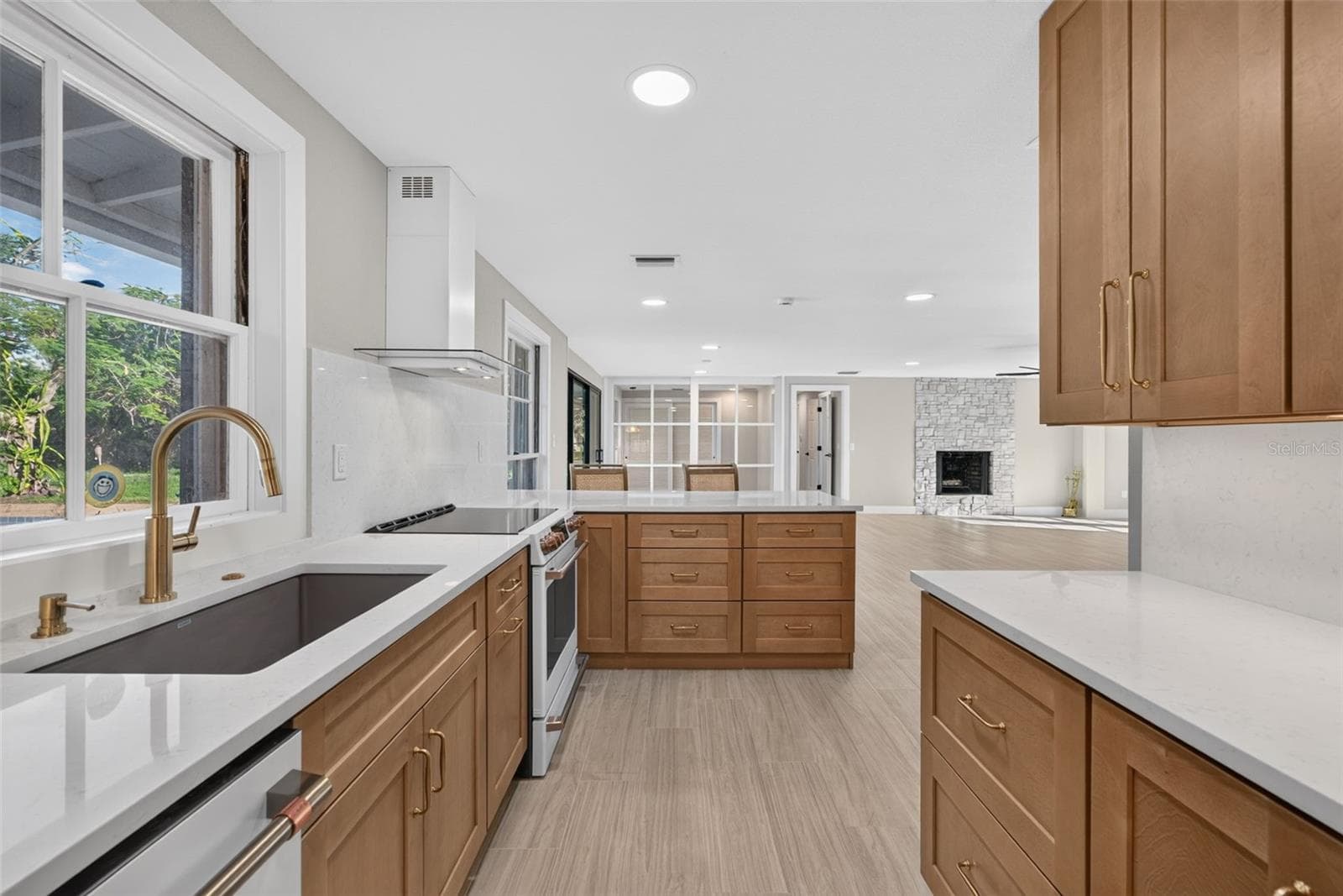 Single Family Residence at 290 SPANIARDS RD, PLACIDA, photo 23 of 72