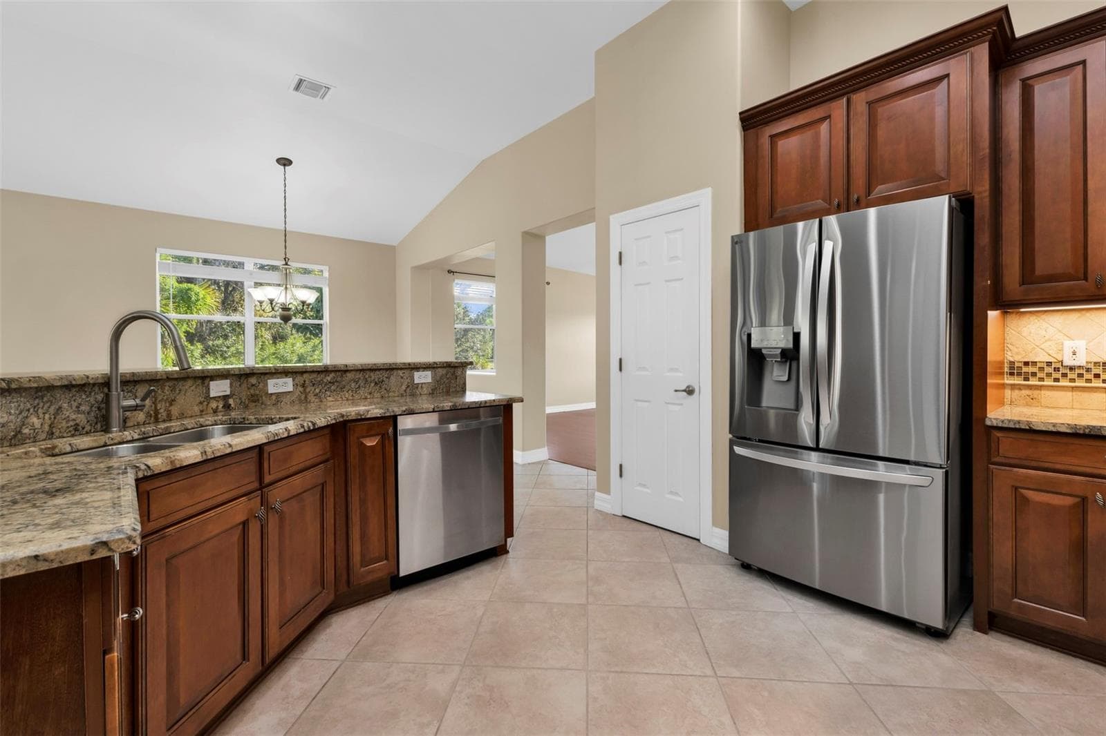 Single Family Residence at 17509 LOCKHART CT, PUNTA GORDA, photo 5 of 62