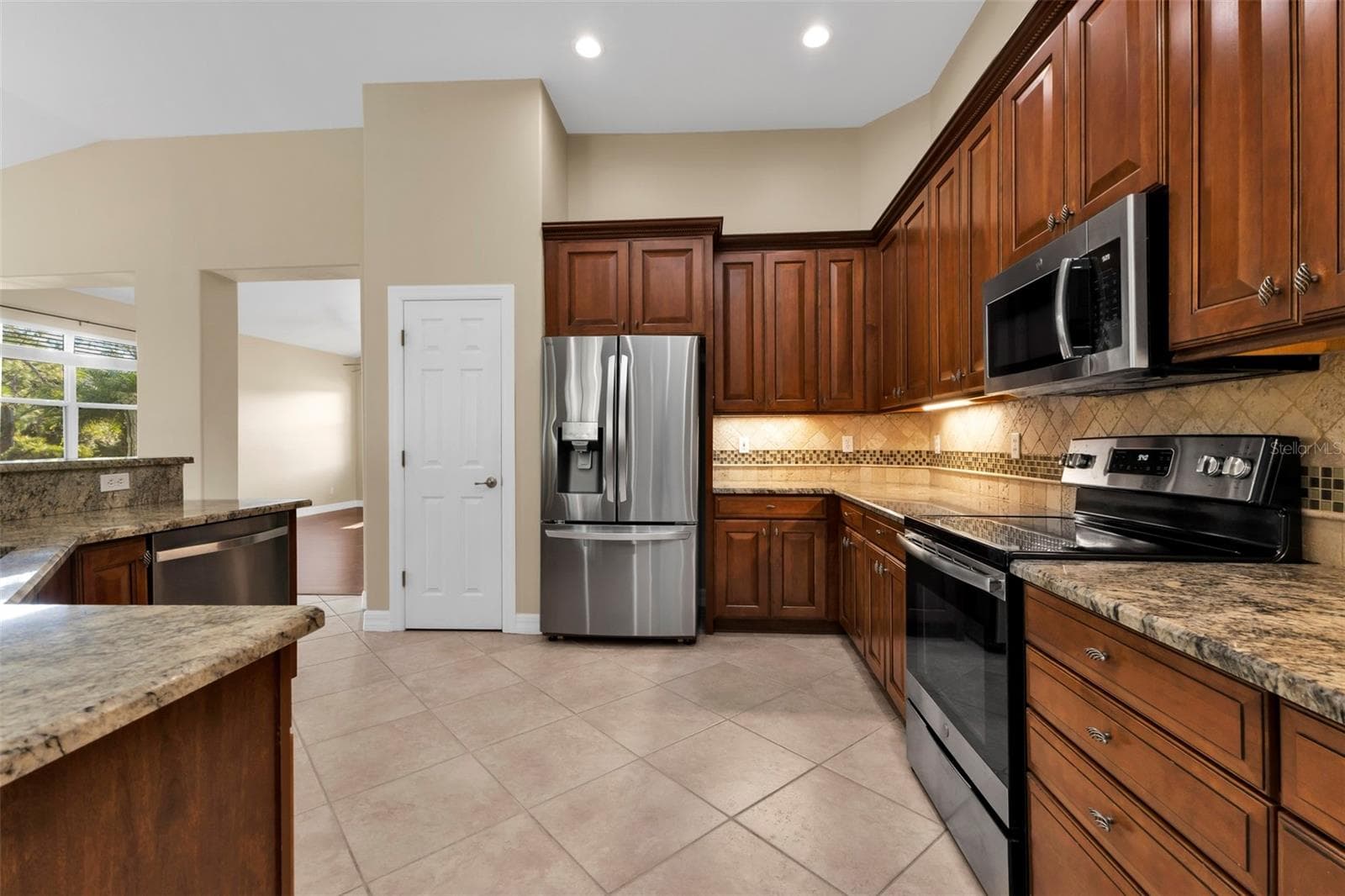 Single Family Residence at 17509 LOCKHART CT, PUNTA GORDA, photo 7 of 62
