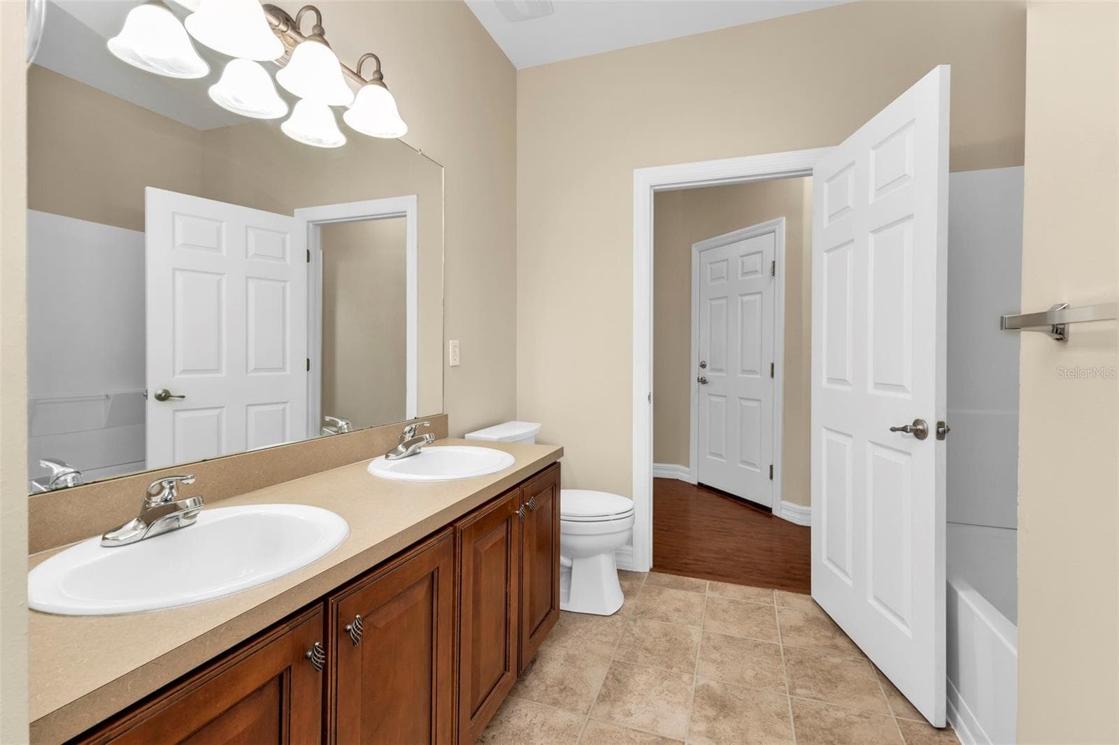 Single Family Residence at 17509 LOCKHART CT, PUNTA GORDA, photo 18 of 62