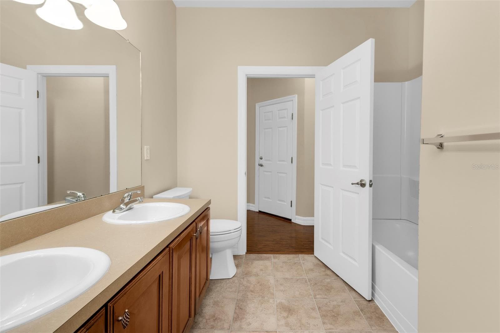 Single Family Residence at 17509 LOCKHART CT, PUNTA GORDA, photo 19 of 62